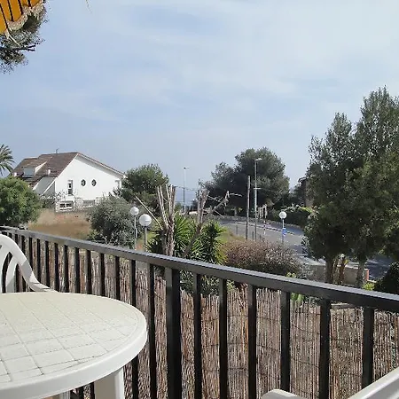 Mas Baixauli - Three Bedroom Hotel *