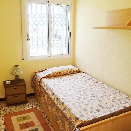 Mas Baixauli - Three Bedroom Hotel
